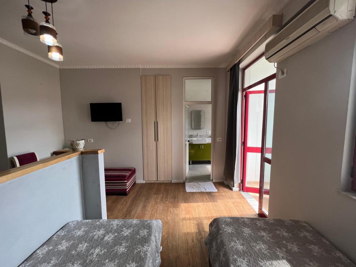 City Centre Rooms 4R ชโคเดอร์ ภายนอก รูปภาพ